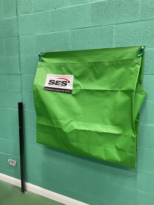 Green sports hall division net storage bag